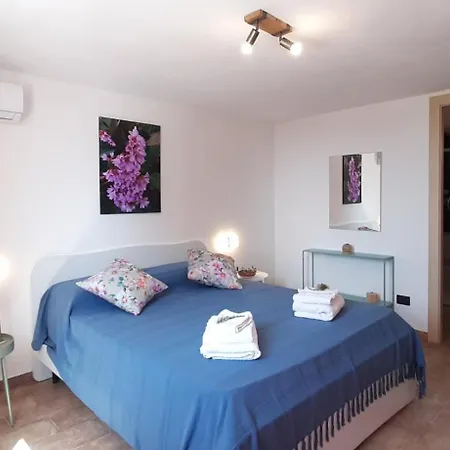 بيت ضيافة Alabianca Villa Vela