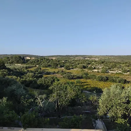 Alabianca בית הארחה 3*